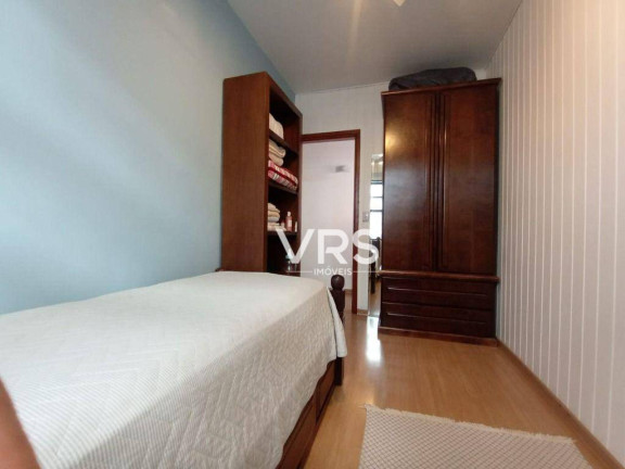 Imagem Casa com 4 Quartos à Venda, 218 m² em Granja Guarani - Teresópolis