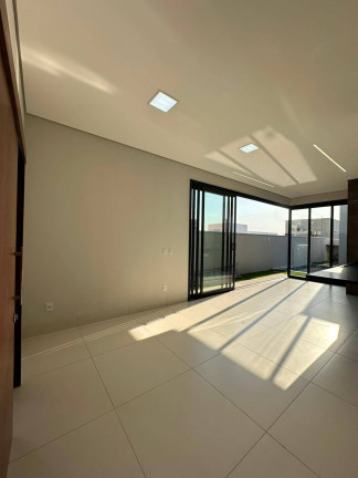 Imagem Casa com 3 Quartos à Venda, em Jardim Imperial - Cuiabá Imagem Casa com 3 Quartos à Venda, em Jardim Imperial - Cuiabá