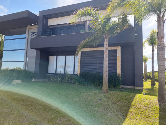 Imagem Casa com 4 Quartos à Venda, em Atlântida Sul - Osório Imagem Casa com 4 Quartos à Venda, em Atlântida Sul - Osório