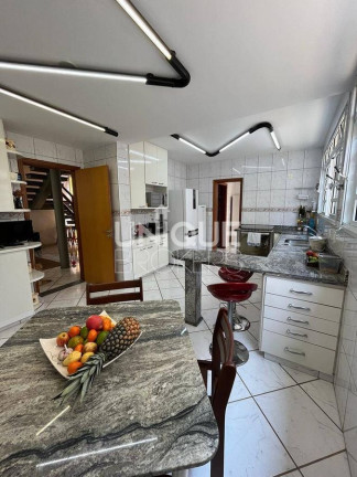 Imagem Casa de Condomínio com 4 Quartos à Venda, 360 m² em Jardim Santa Teresa - Jundiaí