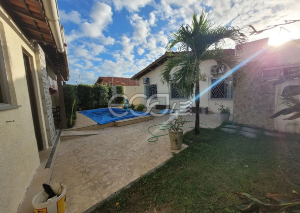 Imagem Casa com 3 Quartos à Venda, 360 m² em Aeroporto - Aracaju