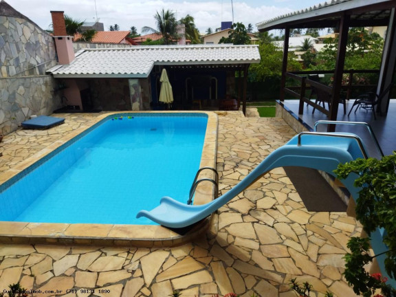 Imagem Casa com 4 Quartos à Venda, 300 m² em Barra Do Jacuípe - Camaçari Imagem Casa com 4 Quartos à Venda, 300 m² em Barra Do Jacuípe - Camaçari