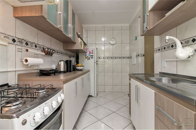 Imagem Imóvel com 2 Quartos à Venda, 52 m² em Vila Nova - Porto Alegre