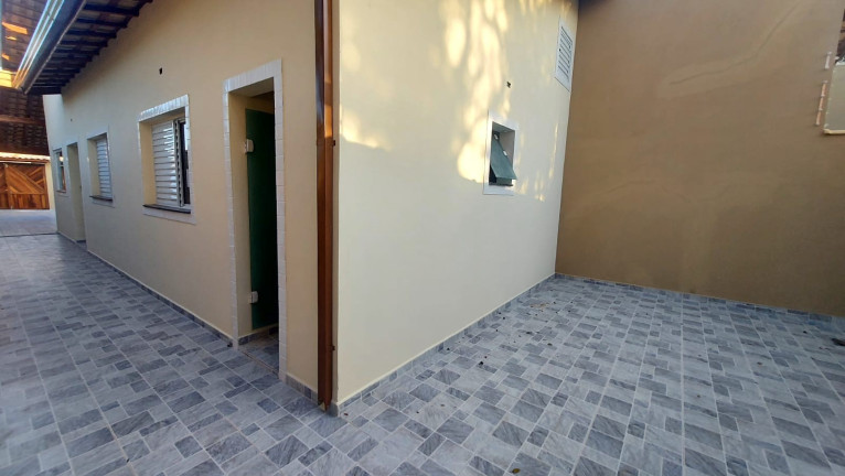 Imagem Casa com 2 Quartos à Venda,  em Jardim Das Palmeiras - Itanhaém