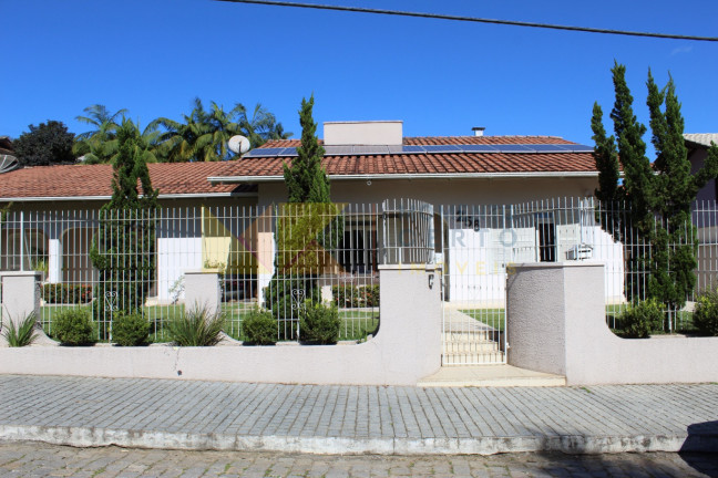 Imagem Casa com 4 Quartos à Venda, 386 m² em Escola Agrícola - Blumenau