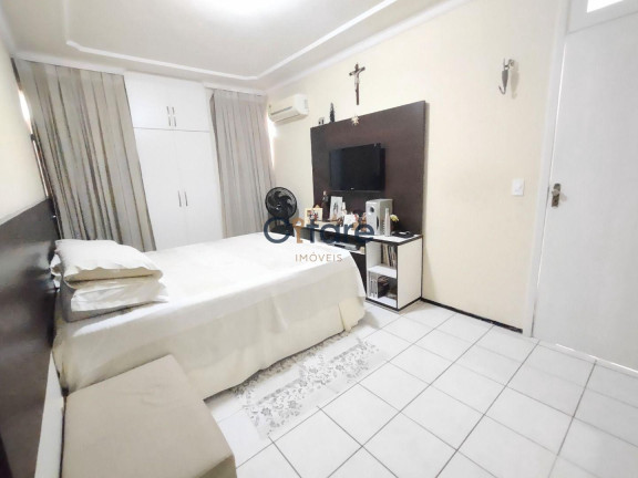 Imagem Casa com 4 Quartos à Venda, 180 m² em Cambeba - Fortaleza Imagem Casa com 4 Quartos à Venda, 180 m² em Cambeba - Fortaleza