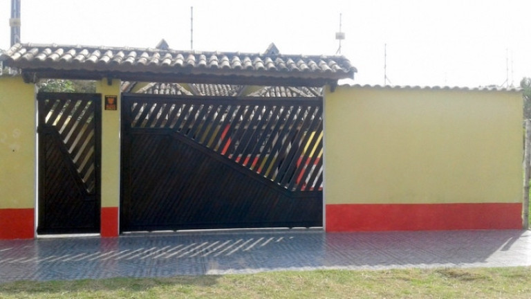 Imagem Casa com 2 Quartos à Venda, 250 m² em Josedy - Peruíbe Imagem Casa com 2 Quartos à Venda, 250 m² em Josedy - Peruíbe