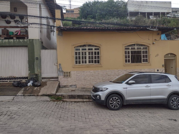 Imagem Casa com 3 Quartos à Venda,  em Centro - Teófilo Otoni