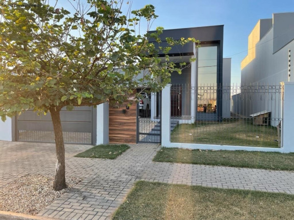 Imagem Imóvel com 3 Quartos à Venda,  em Sinop - Sinop