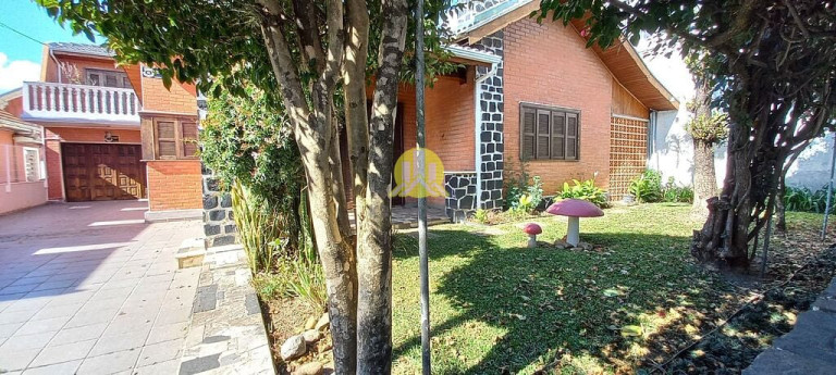 Imagem Casa com 5 Quartos à Venda, 298 m² em Rebouças - Curitiba