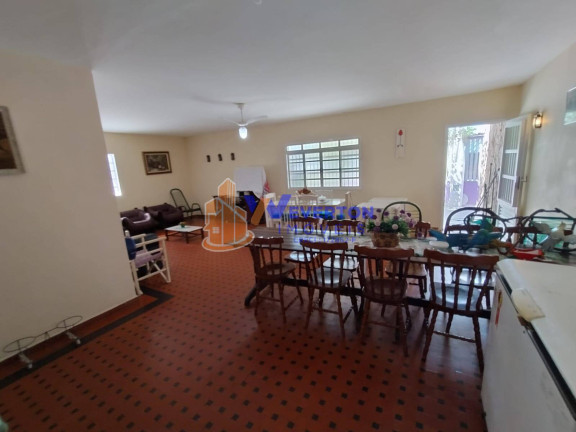 Imagem Casa com 4 Quartos à Venda, 298 m² em Agenor De Campos - Mongaguá Imagem Casa com 4 Quartos à Venda, 298 m² em Agenor De Campos - Mongaguá