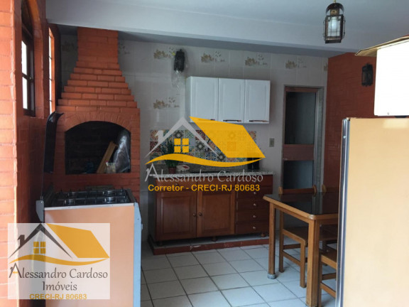 Imagem Casa com 3 Quartos à Venda, 140 m²