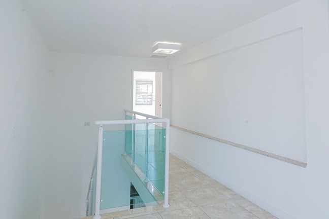 Imagem Casa com 3 Quartos à Venda, 224 m² em Vila Carrão - São Paulo Imagem Casa com 3 Quartos à Venda, 224 m² em Vila Carrão - São Paulo