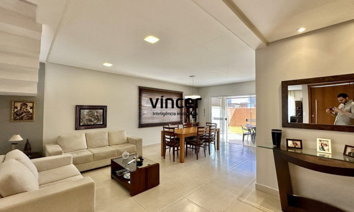 Imagem Casa com 4 Quartos à Venda, 287 m² em Jardins Valência - Goiânia Imagem Casa com 4 Quartos à Venda, 287 m² em Jardins Valência - Goiânia