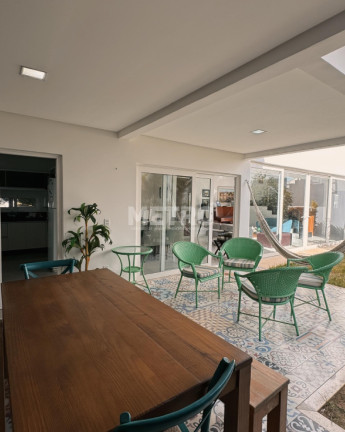 Casa com 3 Quartos à Venda, 230 m² em Pedra Do Bode - Petrolina