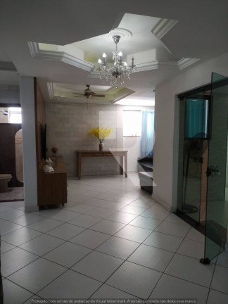 Imagem Casa com 7 Quartos à Venda, 430 m² Imagem Casa com 7 Quartos à Venda, 430 m²