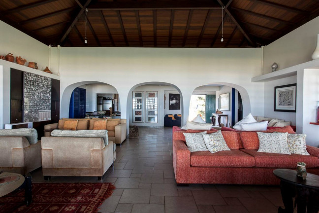 Imagem Casa com 6 Quartos à Venda, 8.000 m² em Busca Vida - Camaçari