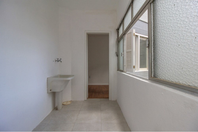 Imagem Apartamento com 2 Quartos à Venda, 77 m² em Petrópolis - Porto Alegre Imagem Apartamento com 2 Quartos à Venda, 77 m² em Petrópolis - Porto Alegre