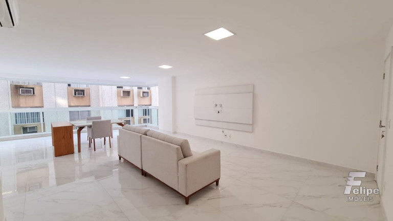 Imagem Imóvel com 3 Quartos à Venda, 140 m² em Praia Da Costa - Vila Velha