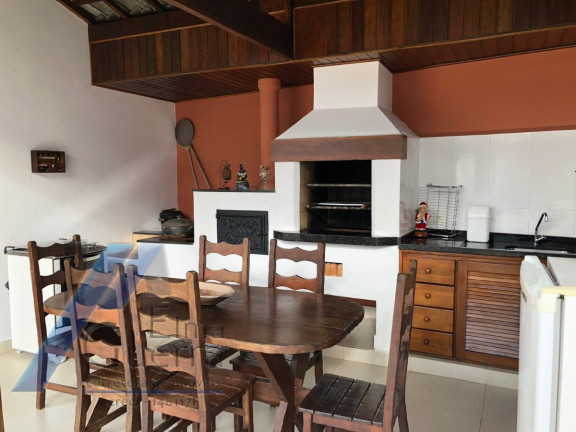 Imagem Casa com 3 Quartos à Venda, 298 m² em Centro - Ubatuba Imagem Casa com 3 Quartos à Venda, 298 m² em Centro - Ubatuba