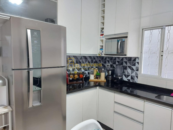 Imagem Casa com 3 Quartos à Venda, 170 m² em Ayrosa - Osasco