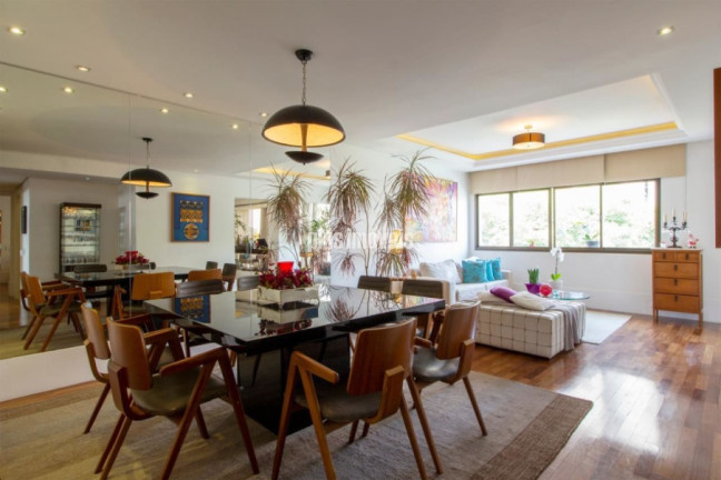 Apartamento com 4 Quartos à Venda, 275 m² em Real Parque - São Paulo