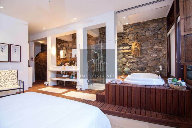 Imagem Casa com 9 Quartos à Venda, 434 m² em Ferradura - Armação Dos Búzios