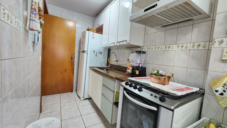 Imagem Apartamento com 2 Quartos à Venda, 54 m² em Várzea - Teresópolis