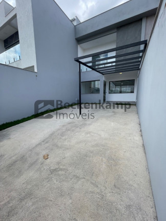 Imagem Casa com 3 Quartos à Venda, em Jardim Belvedere - Volta Redonda Imagem Casa com 3 Quartos à Venda, em Jardim Belvedere - Volta Redonda