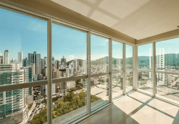 Imagem Apartamento com 3 Quartos à Venda, 114 m² em Centro - Balneário Camboriú Imagem Apartamento com 3 Quartos à Venda, 114 m² em Centro - Balneário Camboriú