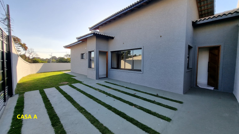 Imagem Casa com 3 Quartos à Venda, 95 m² em Jardim Dos Pinheiros - Atibaia Imagem Casa com 3 Quartos à Venda, 95 m² em Jardim Dos Pinheiros - Atibaia