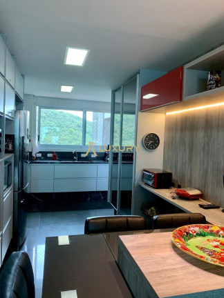 Imagem Imóvel com 4 Quartos à Venda, 244 m² em Belvedere - Belo Horizonte