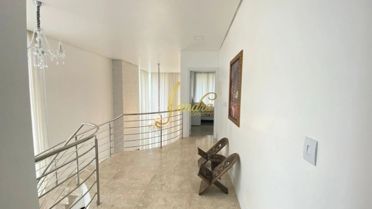 Imagem Casa de Condomínio com 4 Quartos à Venda, 220 m² em Rainha Do Mar - Xangri-la