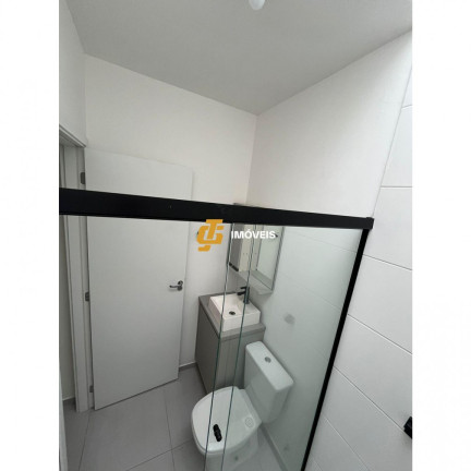 Imagem Casa com 2 Quartos à Venda, 50 m² em Espinheiros - Itajaí