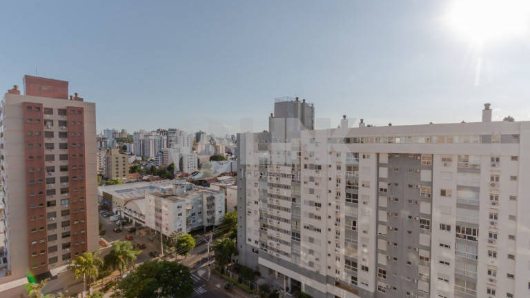 Imagem Apartamento com 2 Quartos à Venda, 61 m² em Passo Da Areia - Porto Alegre