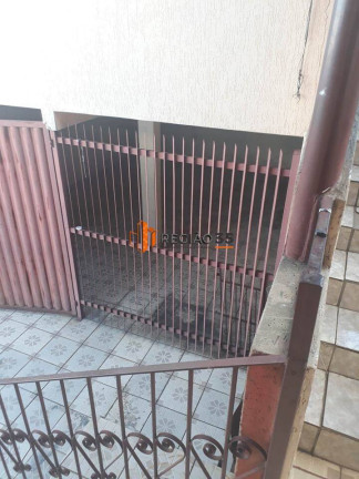 Imagem Casa com 3 Quartos à Venda, 140 m² em Jardim Ipê - Poços De Caldas