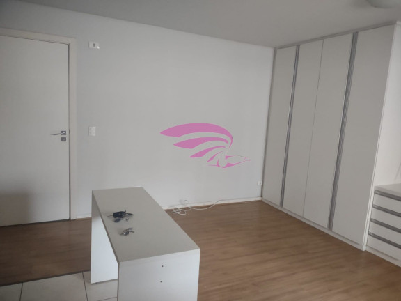 Imagem Imóvel com 1 Quarto à Venda, 31 m² em Centro - Curitiba Imagem Imóvel com 1 Quarto à Venda, 31 m² em Centro - Curitiba