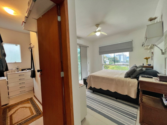 Imagem Casa de Condomínio com 5 Quartos à Venda, em Charitas - Niterói Imagem Casa de Condomínio com 5 Quartos à Venda, em Charitas - Niterói