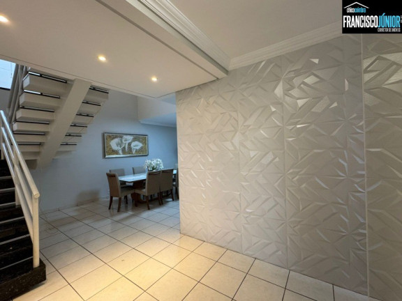 Imagem Casa com 4 Quartos à Venda, 375 m² em Setor Coimbra - Goiânia Imagem Casa com 4 Quartos à Venda, 375 m² em Setor Coimbra - Goiânia