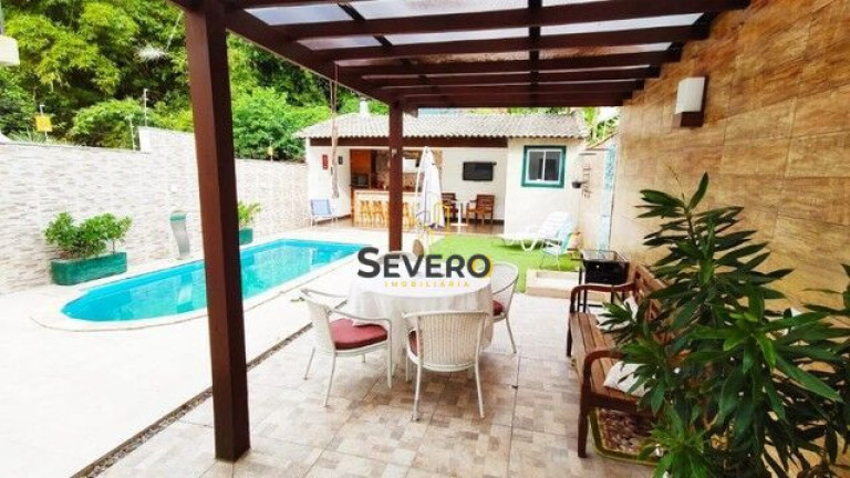 Imagem Casa com 4 Quartos à Venda, 102 m² em Serra Grande - Niterói Imagem Casa com 4 Quartos à Venda, 102 m² em Serra Grande - Niterói
