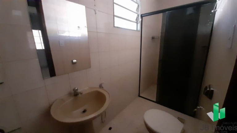 Imagem Casa com 3 Quartos à Venda, 160 m² em Vila Regina - Montes Claros