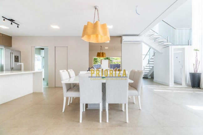 Imagem Casa com 4 Quartos à Venda, 380 m² em Alphaville Nova Esplanada I - Votorantim Imagem Casa com 4 Quartos à Venda, 380 m² em Alphaville Nova Esplanada I - Votorantim