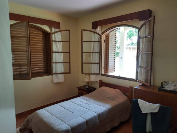 Imagem Chácara com 4 Quartos à Venda, 300 m² em Portão - Atibaia