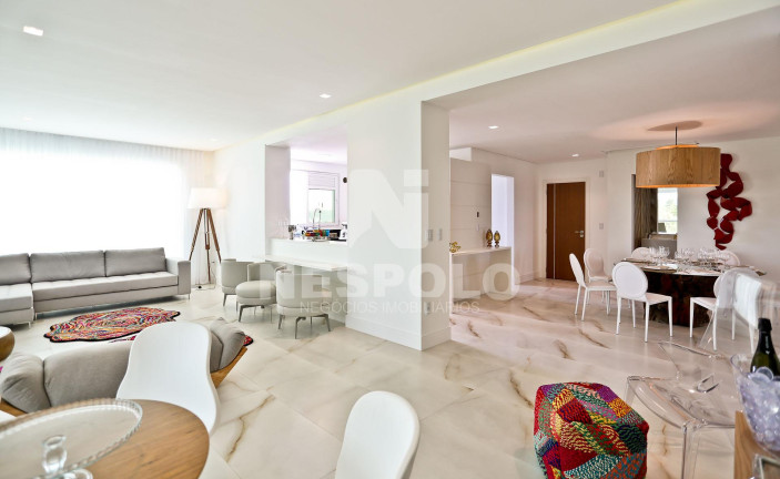Imagem Apartamento à Venda, 182 m² em Centro - Balneario Camboriu Imagem Apartamento à Venda, 182 m² em Centro - Balneario Camboriu