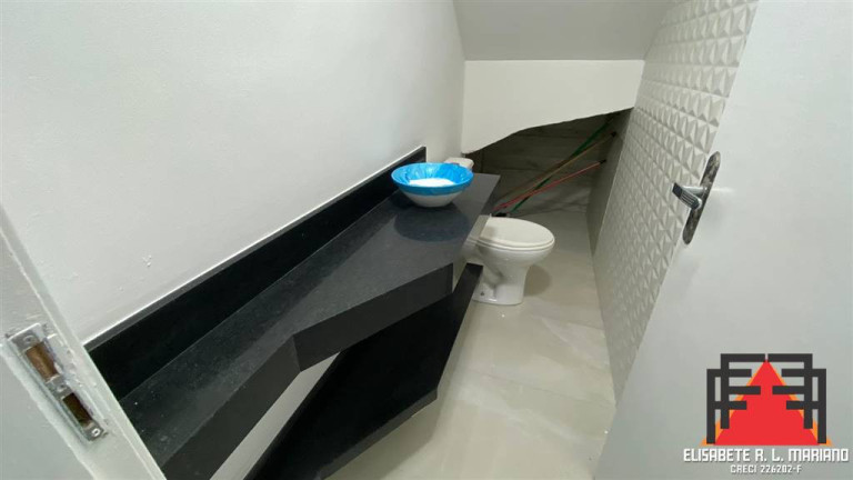 Imagem Casa com 2 Quartos à Venda, 106 m² em Vila Guilhermina - Praia Grande Imagem Casa com 2 Quartos à Venda, 106 m² em Vila Guilhermina - Praia Grande