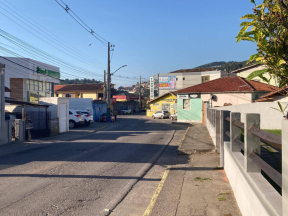 Imagem Casa com 4 Quartos à Venda, 300 m² em Ganchos Do Meio - Governador Celso Ramos Imagem Casa com 4 Quartos à Venda, 300 m² em Ganchos Do Meio - Governador Celso Ramos