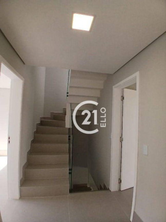 Imagem Sobrado com 5 Quartos à Venda, 176 m² em Camburi - São Sebastião