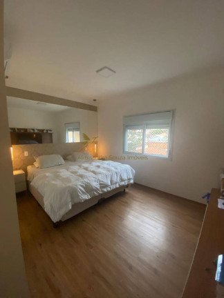 Imagem Casa com 4 Quartos à Venda, 360 m² em Alphaville - Santana De Parnaíba Imagem Casa com 4 Quartos à Venda, 360 m² em Alphaville - Santana De Parnaíba