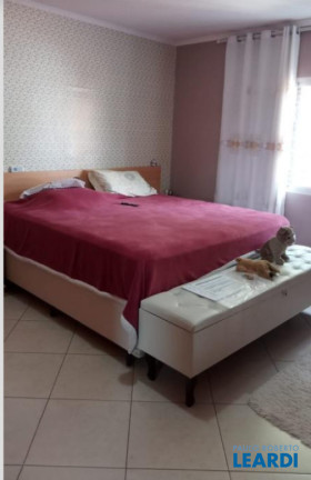 Imagem Sobrado com 3 Quartos à Venda, 294 m² em Vila Floresta - Santo André Imagem Sobrado com 3 Quartos à Venda, 294 m² em Vila Floresta - Santo André