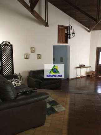 Imagem Casa com 3 Quartos à Venda, 290 m² em Alto Da Boa Vista - Campos Do Jordão Imagem Casa com 3 Quartos à Venda, 290 m² em Alto Da Boa Vista - Campos Do Jordão